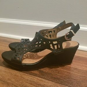 NEW Clarks Artisan Black Leather Cutout Wedge